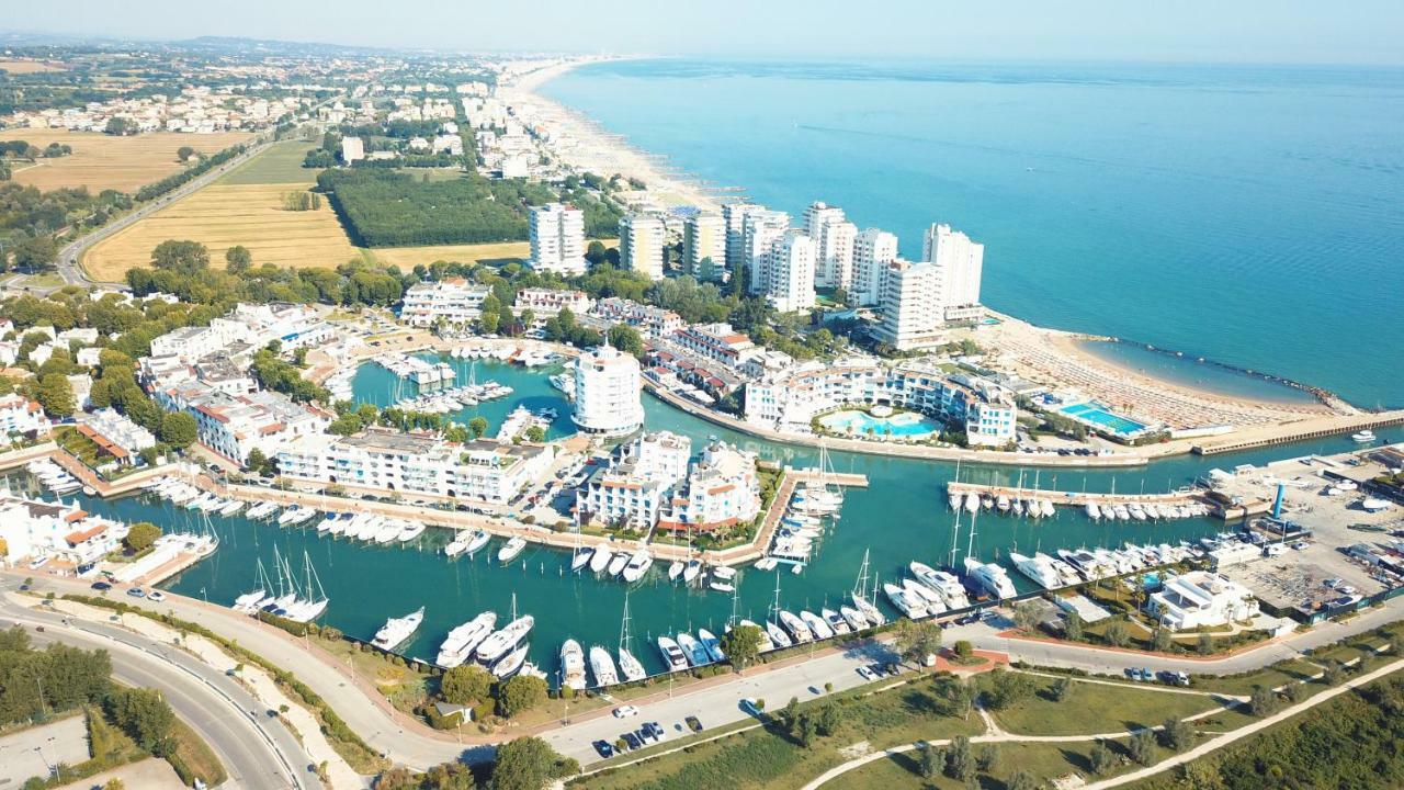 Portoverde Luxury Houseboat Misano Adriatico Luaran gambar